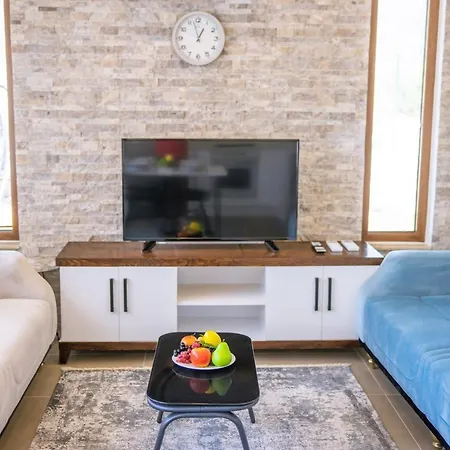 Villa Spectacular With Private Pool And Amazing View Surrounded By Nature In *