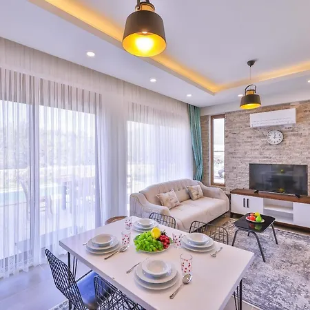Spectacular With Private Pool And Amazing View Surrounded By Nature In Villa